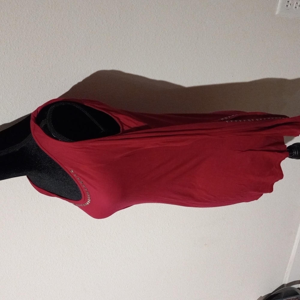 ROCK & REPUBLIC pink open shoulder medium top with flow sleeves - Picture 2 of 9